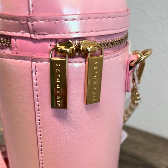 Coca-Cola Skinnydip | Pink Iridescent Cherry 🍒 Coke Can Crossbody Bag w/ Wallet - Picture 6 of 11